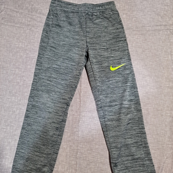 Nike Dry-Fit Pants - Picture 2 of 4